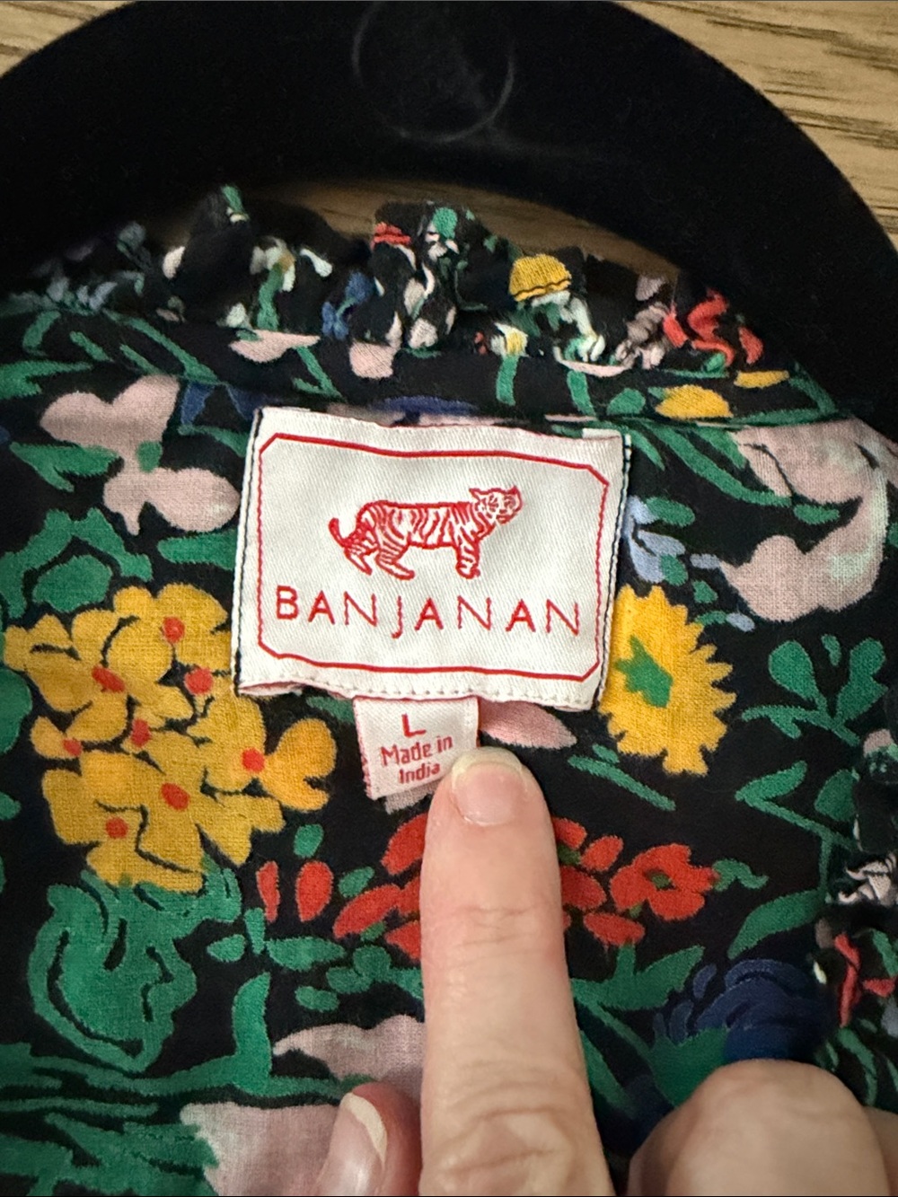 Banjanan Black Multi Floral V-Neck Long Sleeve Blouse - Picture 2 of 6